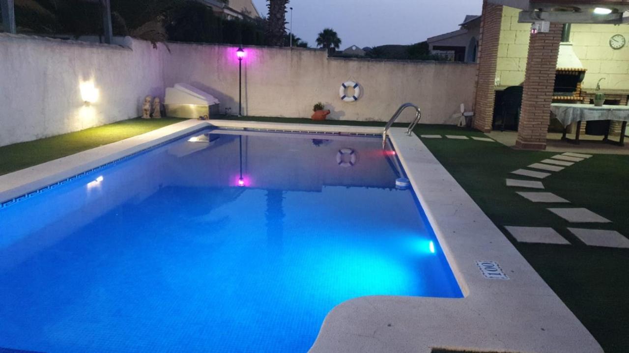 Preciosa Villa Camposol